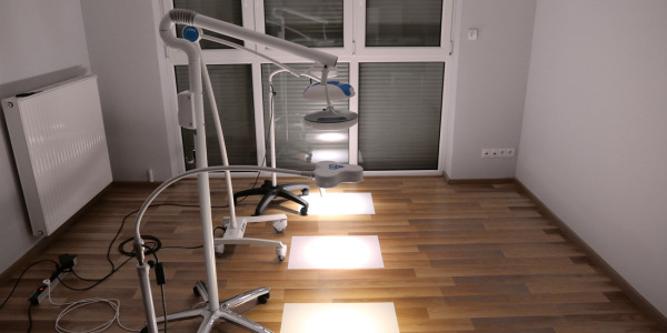 Lampy diagnostyczne vs. lampy zabiegowe - funkcjonalne różnice