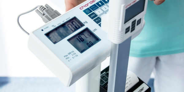 Medyczny Analizator składu ciała MBF6010 - pomiar wody, tłuszczu, BMI i wieku metablicznego